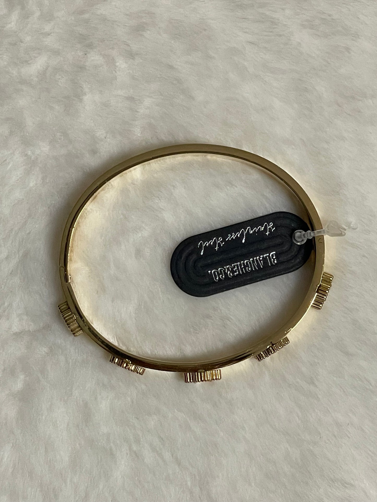 Gold Bracelet with Quatrefoils
