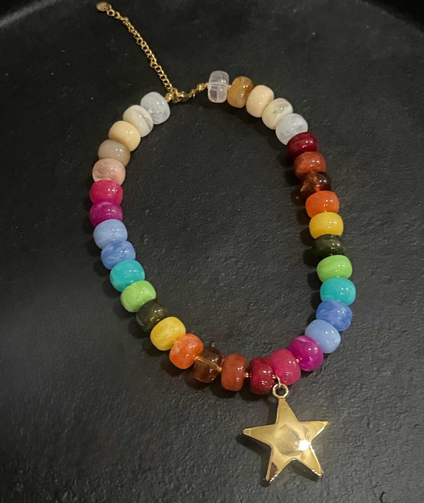 Chunky Beaded Multicolored Necklace with Gold Star Pendant ๐