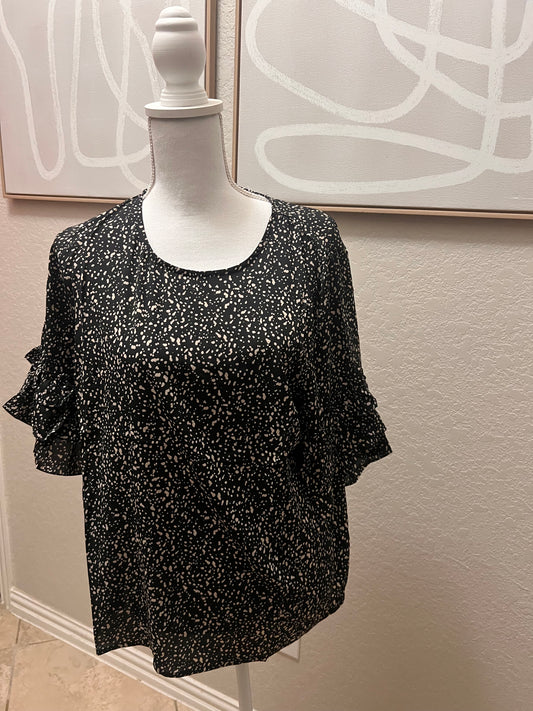 Black spotted ruffle sleeve top