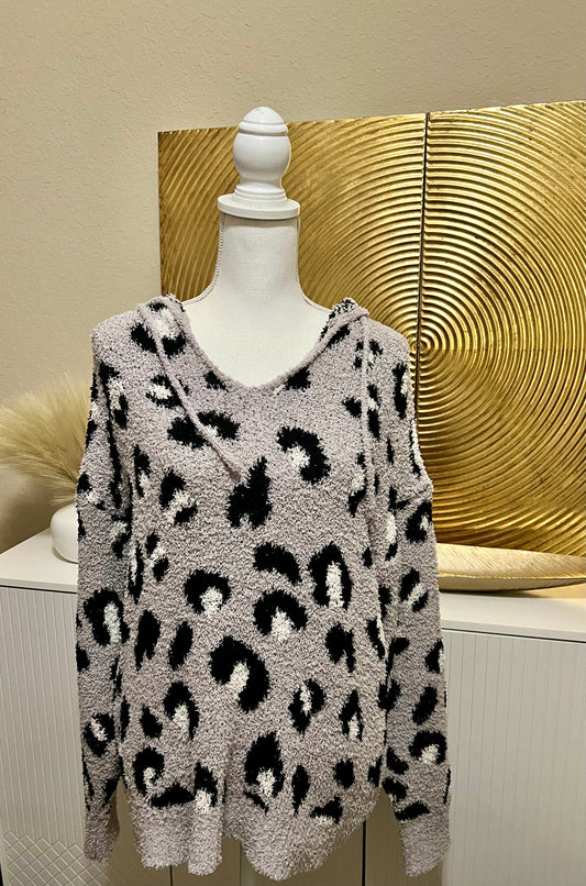 Leopard print sweater with hood