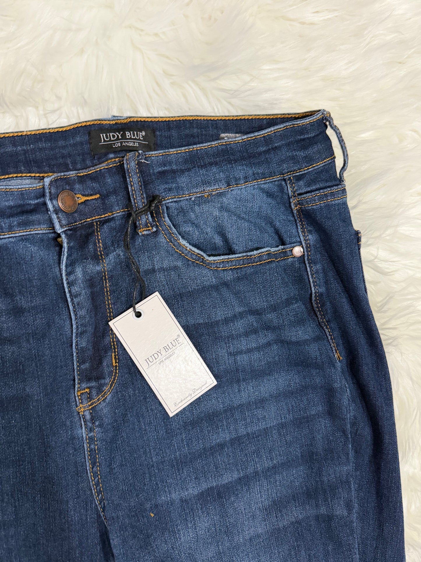 Judy Blue Non-Distressed Relaxed Fit Jeans Size 13