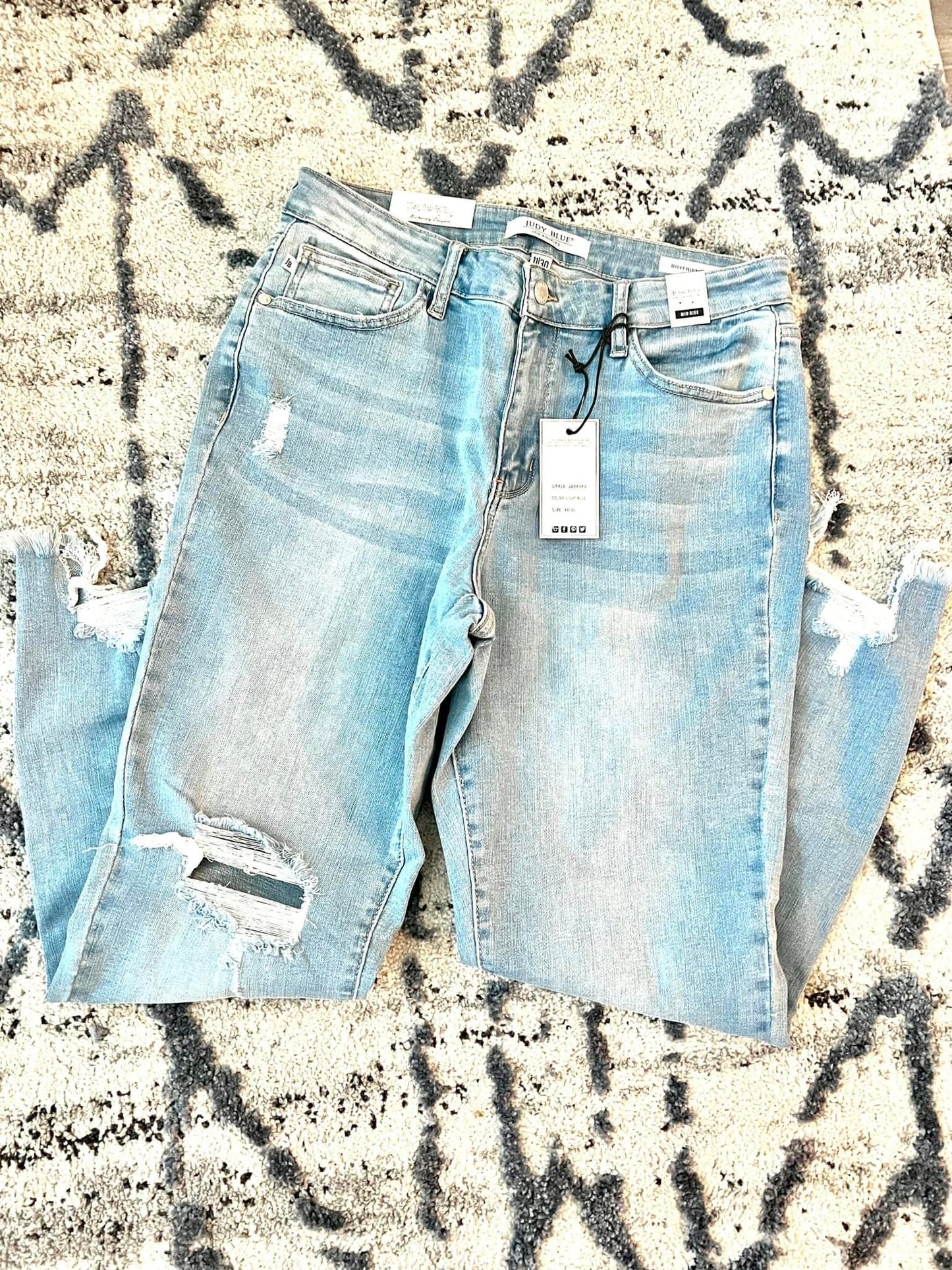 Judy Blue Light Boyfriend Distressed Jeans